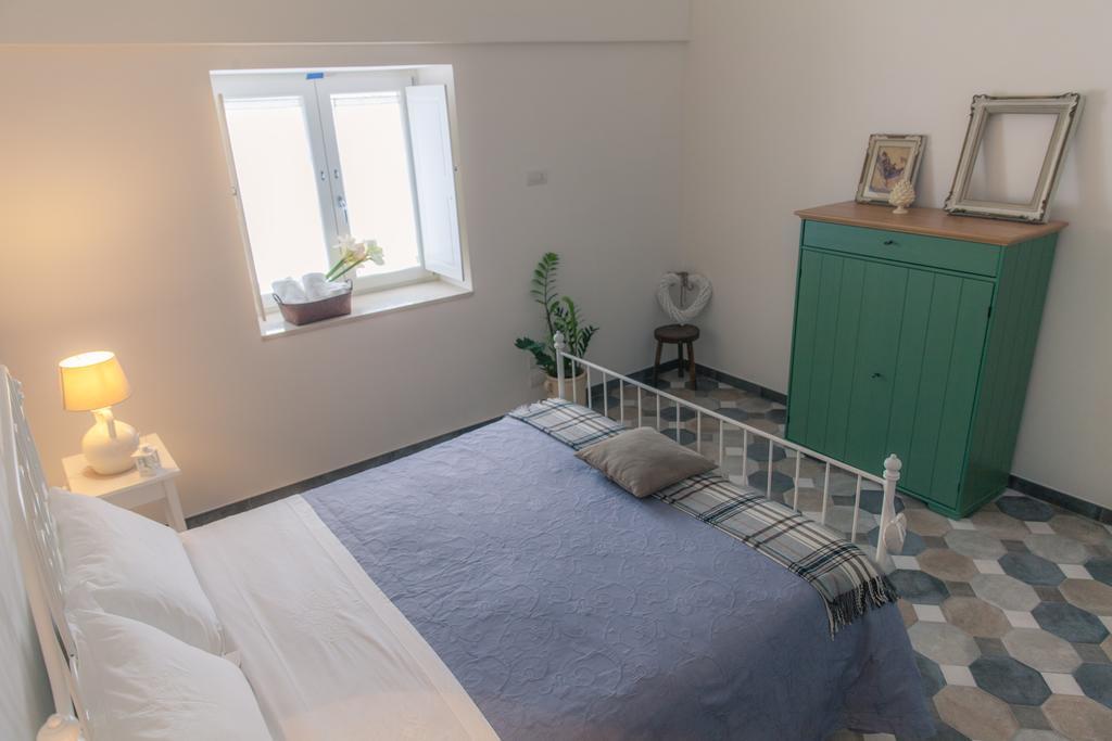 Marinella Suite Home Локоротондо Стая снимка